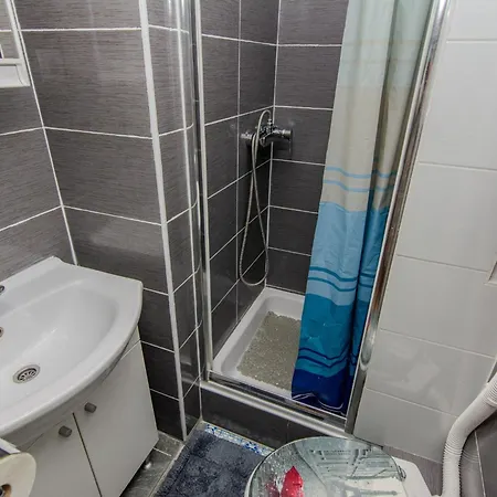 Gerzic By Interhome * 비르