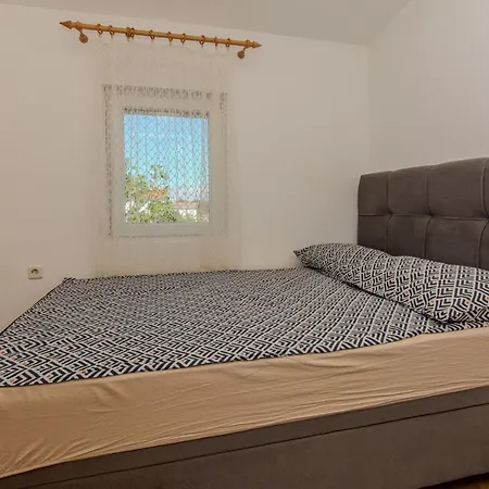 Apartamento Gerzic By Interhome Vir