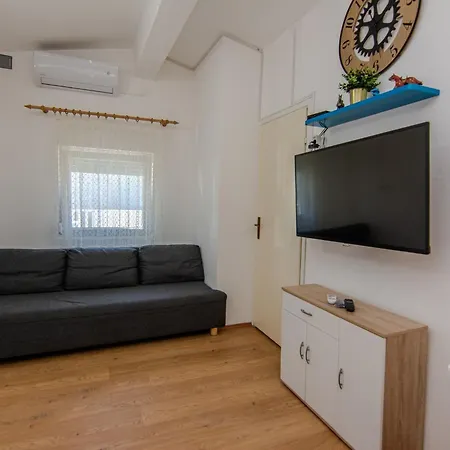 Gerzic By Interhome *