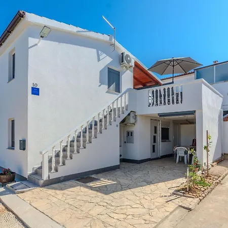 Gerzic By Interhome * Vir